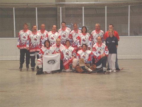 http://www.ratisbona-bullfrogs.de/pixlie/cache/vs_2002_06_02%20-%20Teams%20der%20Summer%20Jam%20'02_hockeymonkeys.jpg