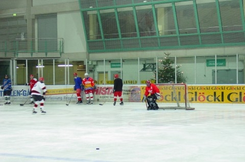 http://www.ratisbona-bullfrogs.de/pixlie/cache/vs_2002_12_01%20-%20Trainings-Impressionen_tr11.jpg
