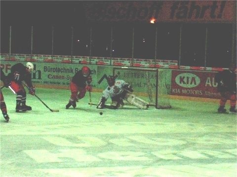 http://www.ratisbona-bullfrogs.de/pixlie/cache/vs_2002_12_19%20-%20Spiel%20gegen%20Diesenbach%20Biber_db16.jpg