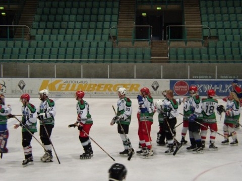 http://www.ratisbona-bullfrogs.de/pixlie/cache/vs_2003_04_05%20-%20Spiel%20gegen%20Old%20Stars_P1010117.jpg