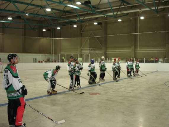 http://www.ratisbona-bullfrogs.de/pixlie/cache/vs_2005_07_23%20-%20Spiel%20gegen%20Rivermen%20Straubing_Dsc01158.jpg