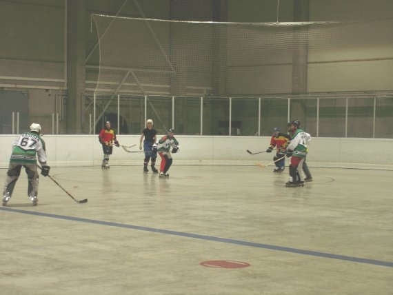 http://www.ratisbona-bullfrogs.de/pixlie/cache/vs_2005_07_23%20-%20Spiel%20gegen%20Rivermen%20Straubing_Dsc01161.jpg