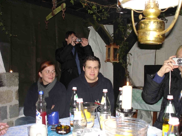 http://www.ratisbona-bullfrogs.de/pixlie/cache/vs_2006_01_07%20-%20Weihnachtsfeier%202006_Dsc01644.jpg