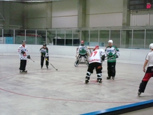 http://www.ratisbona-bullfrogs.de/pixlie/cache/vs_2008_07_05%20-%20Spiel%20gegen%20den%20RSC%20Pillnach_DSC00870.jpg