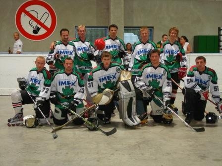 http://www.ratisbona-bullfrogs.de/pixlie/cache/vs_2008_07_19%20-%20Finale%20gegen%20das%20Peaches_DSC00895.JPG