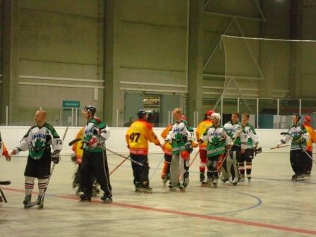 http://www.ratisbona-bullfrogs.de/pixlie/cache/vs_2008_07_19%20-%20Finale%20gegen%20das%20Peaches_DSC00947.JPG