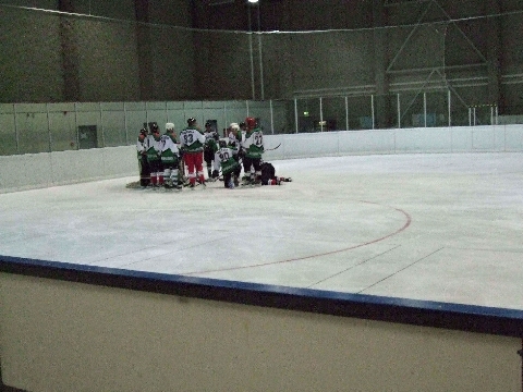 http://www.ratisbona-bullfrogs.de/pixlie/cache/vs_2008_12_14%20-%20Spiel%20gegen%20Uniteam%20Regensburg_DSCF0078.jpg