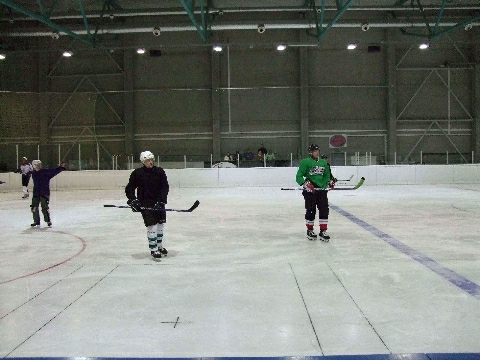http://www.ratisbona-bullfrogs.de/pixlie/cache/vs_2008_12_14%20-%20Spiel%20gegen%20Uniteam%20Regensburg_DSCF0108.jpg